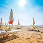 Calm Seaside Getaway In Appartement Bibione