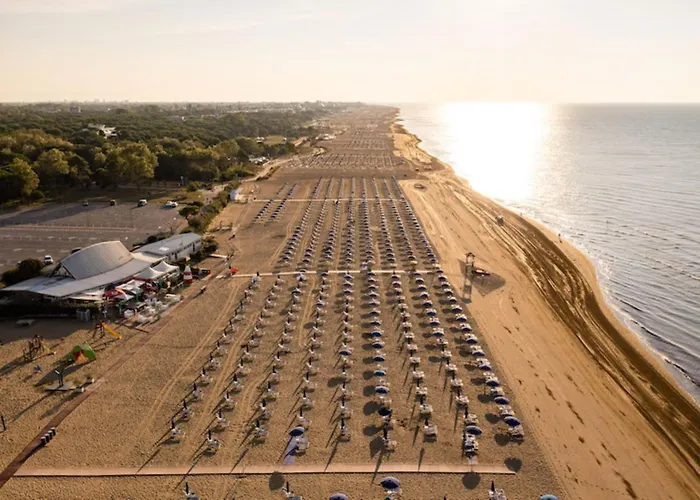 Апартаменти Calm Seaside Getaway In Бібіоне